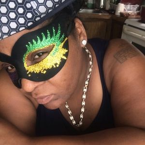 Meet your Posher, Rhonda